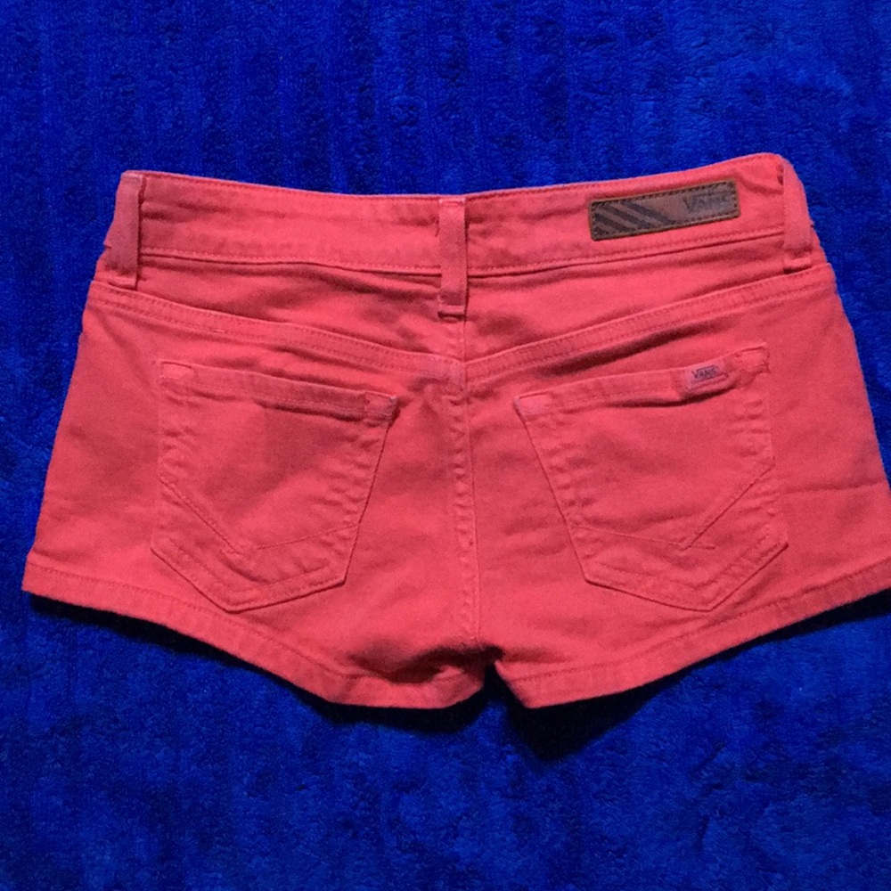 coral pink/ red vans of the wall jean shorts
